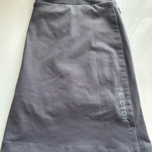 Peloton Charcoal Grey A-Line Logo Skirt